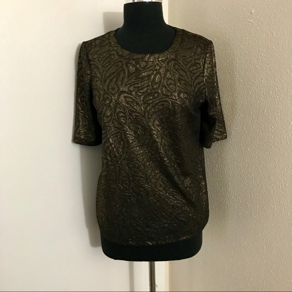 Ann Taylor Metallic Gold Top. Size Medium.